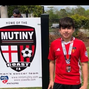 Meet your Posher, Enrique